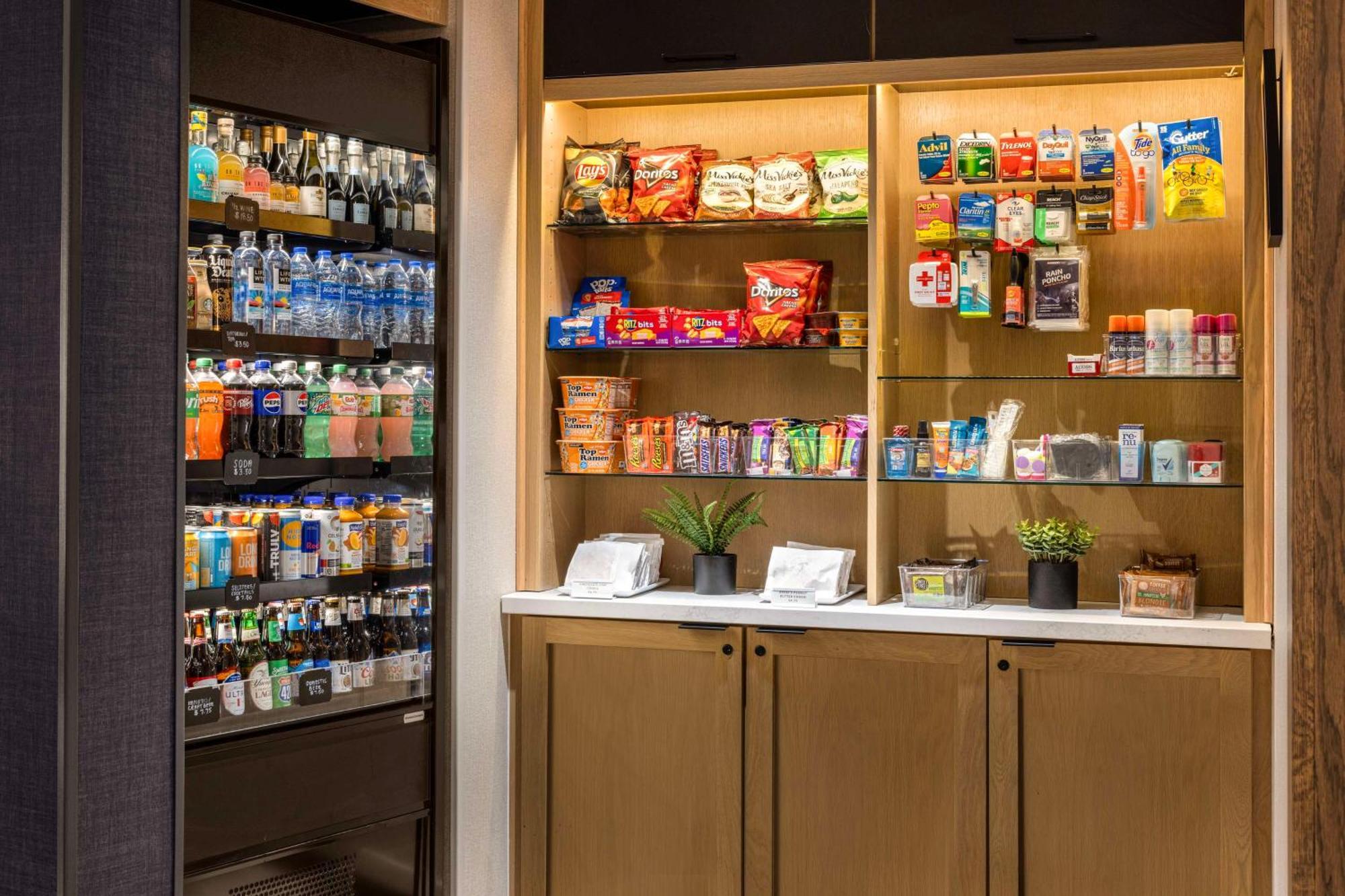 Hyatt Place Indianapolis Airport Eksteriør billede