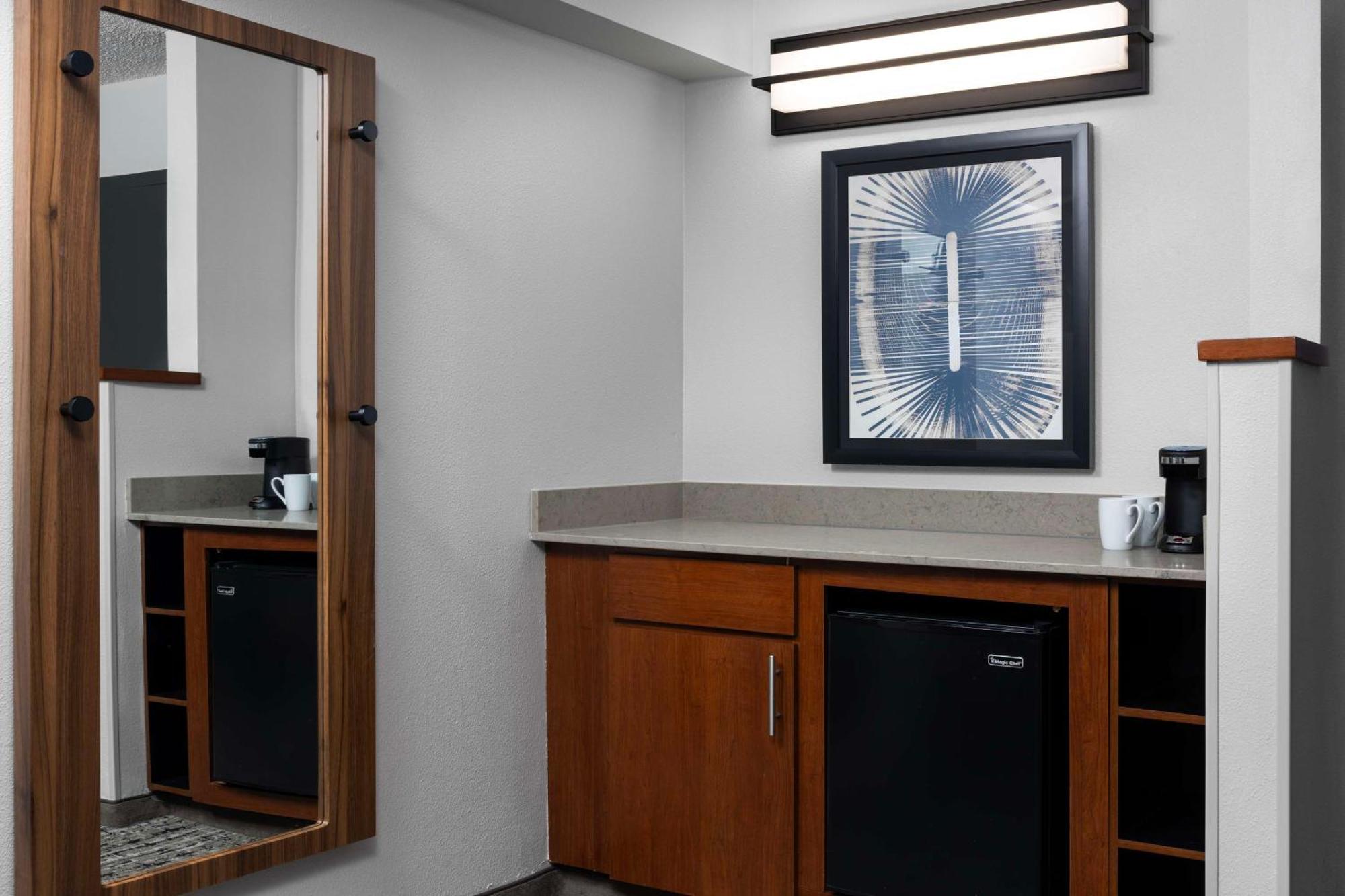 Hyatt Place Indianapolis Airport Eksteriør billede