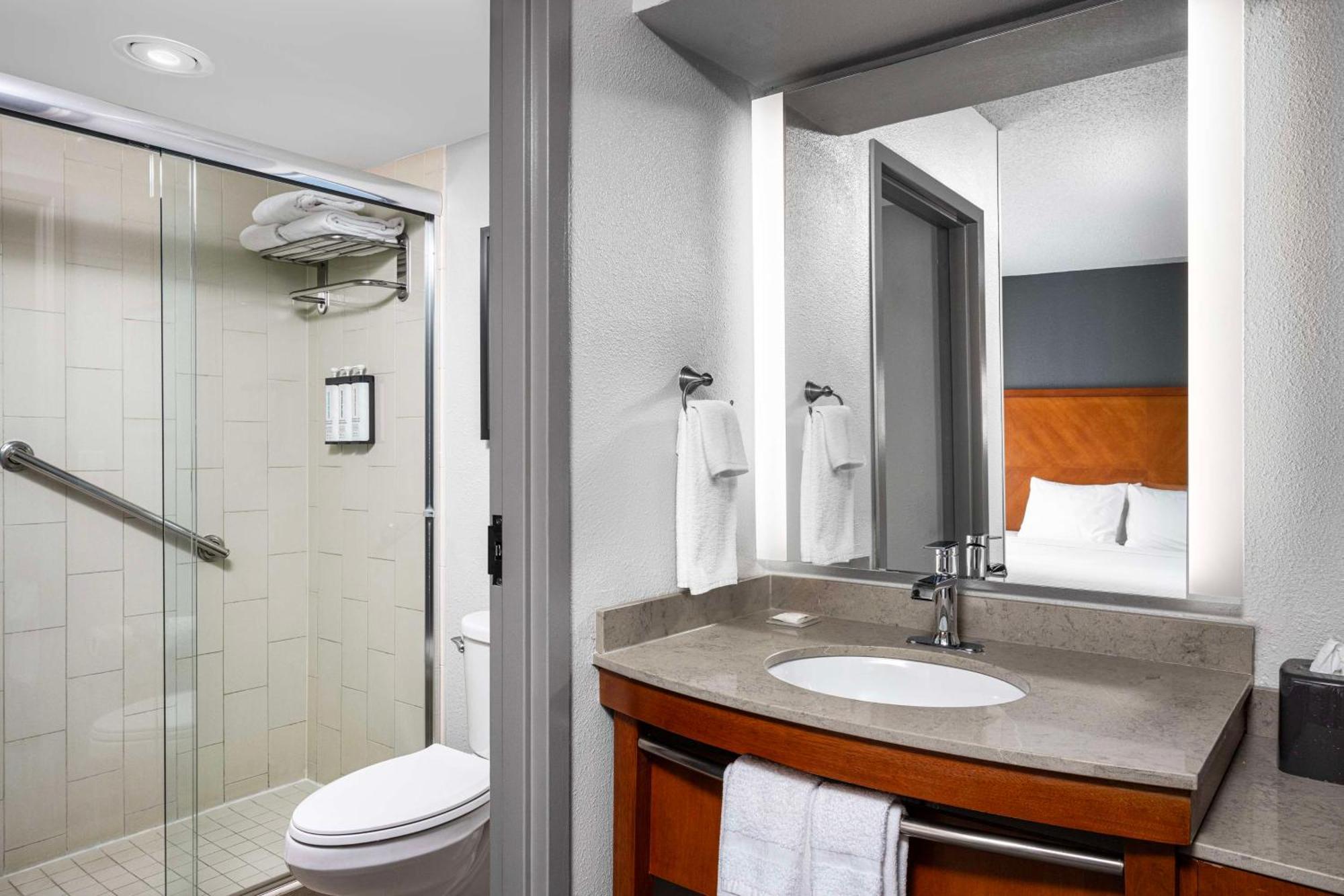 Hyatt Place Indianapolis Airport Eksteriør billede